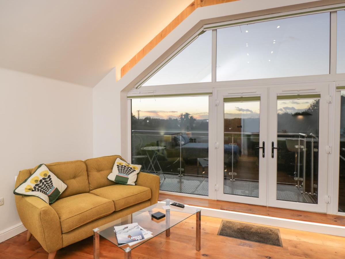 Apartament Upper Annex Calne Zewnętrze zdjęcie